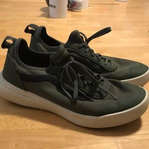 Vans UltraRange AC shoes - Men’s 10.5 - slight use